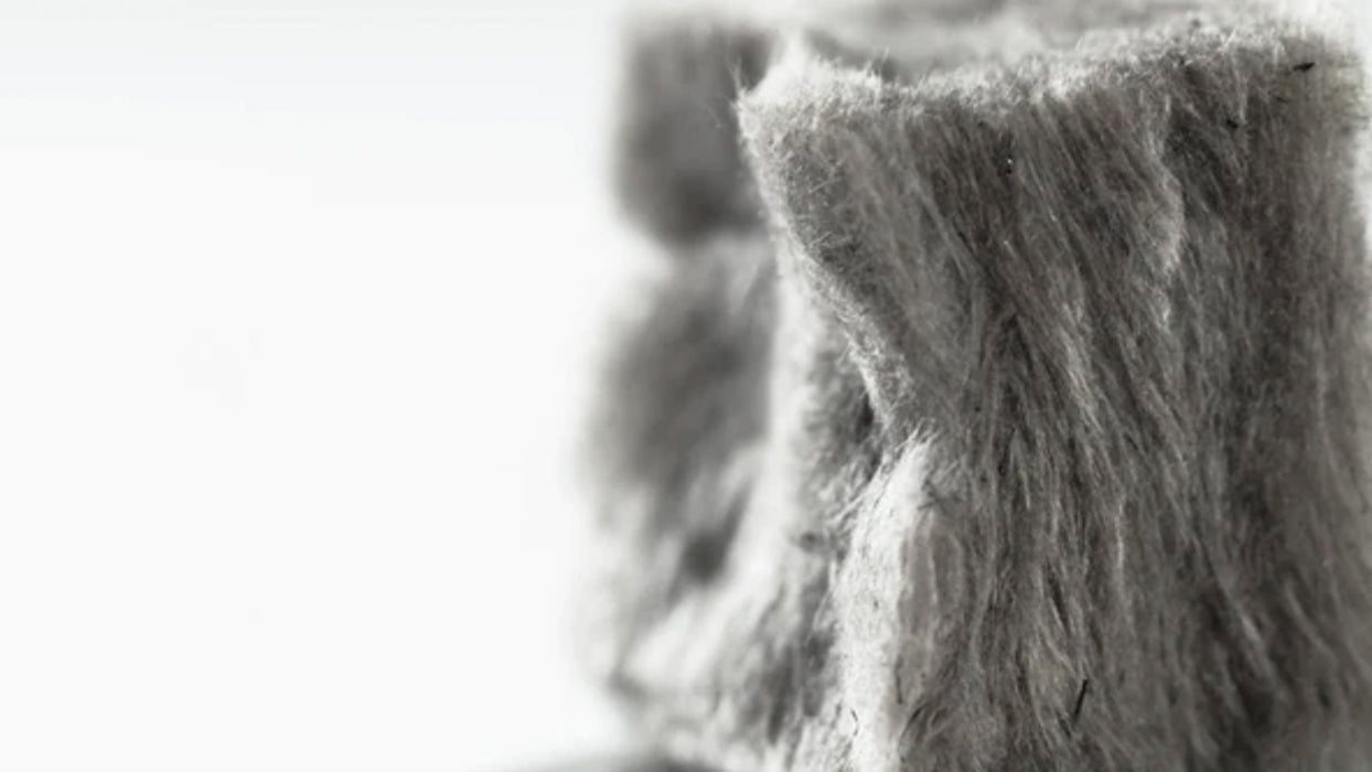 Spill Bully LAVA absorbent fibers