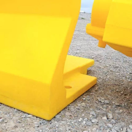 Connecting an Ultra Containment Wall