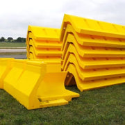 Edges stacked of an Ultra Containment Wall