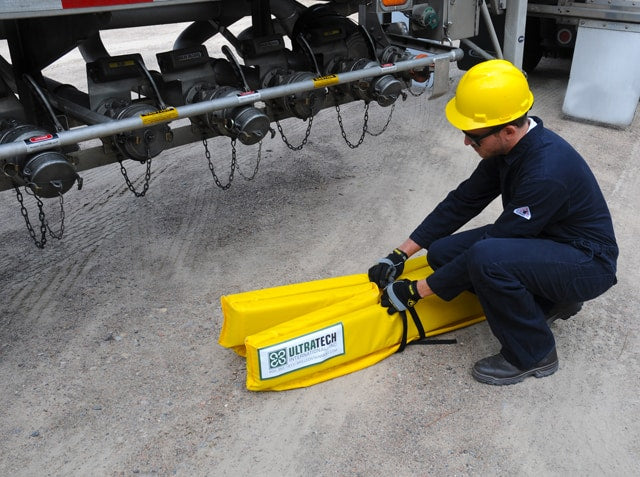 Ultra-Containment Berm® Mini Foam Wall Model (Duck Pond)